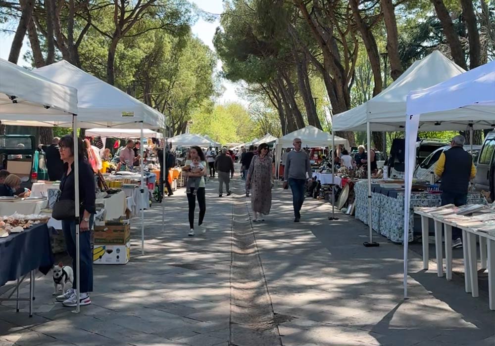 Mercatino del Monastero - La Mente Nostalgica